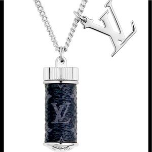 Men’s authentic Louis Vuitton necklace